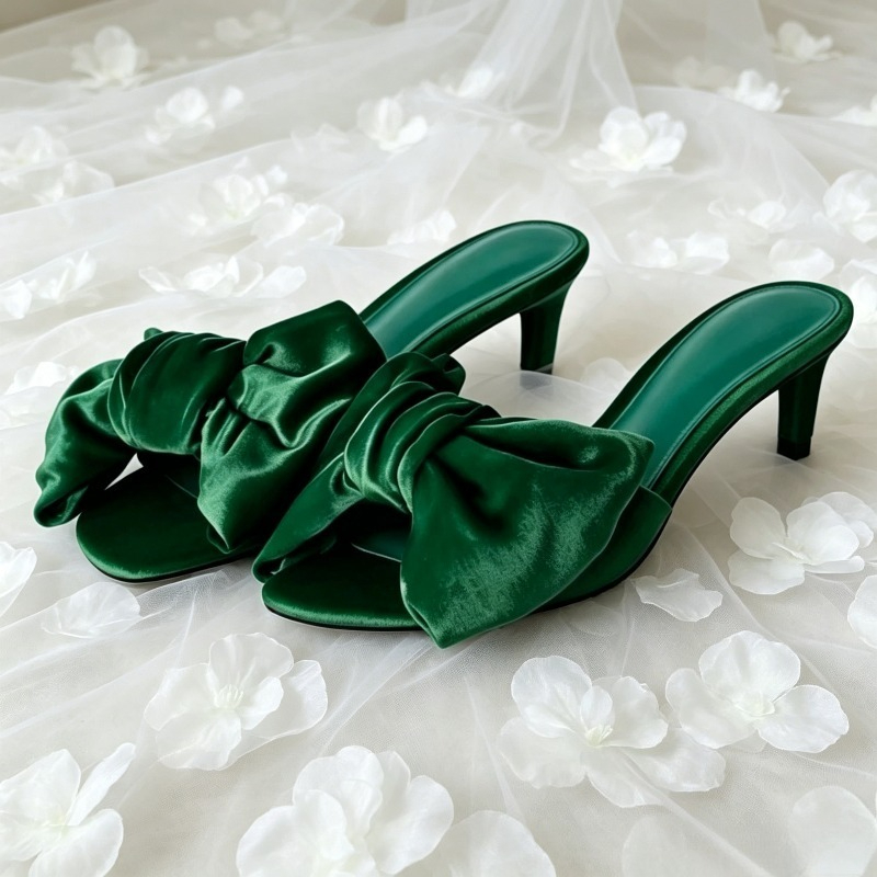 Satin Bow Detail Low Heeled Sl - Kitten Heel Women reseña y precio