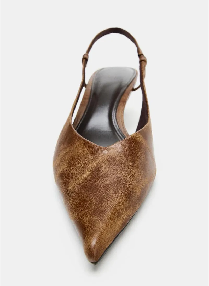 Retro Brown Kitten Heel Design - Slingback Heel Formal reseña y precio